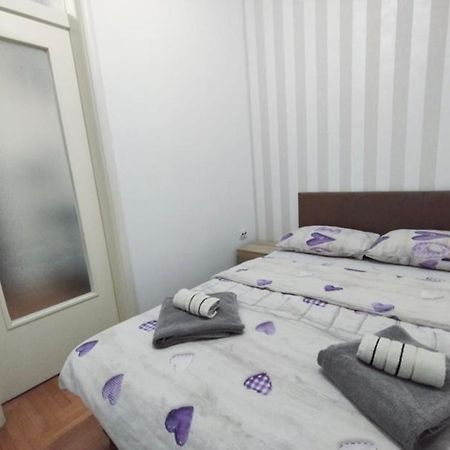 Max Apartamento Banja Luka Exterior foto